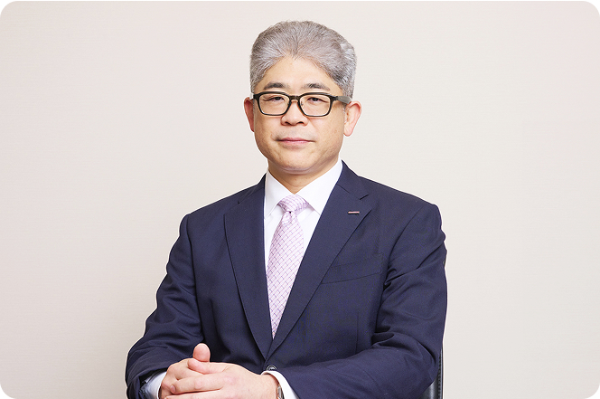 代表取締役社長　前垣内　洋行