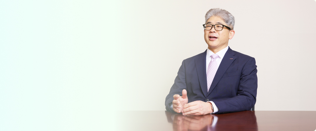 代表取締役社長　前垣内　洋行