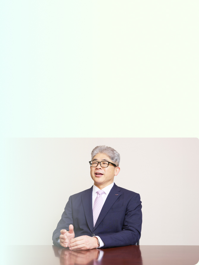 代表取締役社長　前垣内　洋行