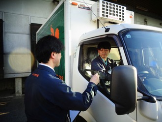 トラックでの運転講習